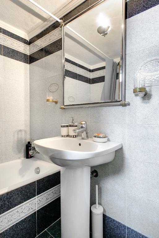 Beach Front Villa Nea Kallikrateia Екстериор снимка