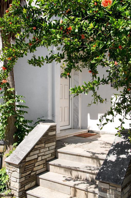 Beach Front Villa Nea Kallikrateia Екстериор снимка